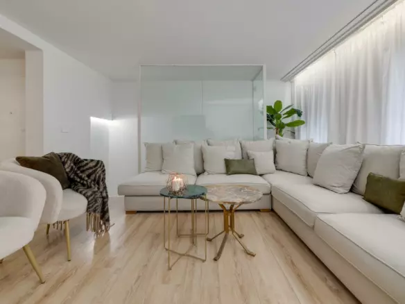 4-bedroom Apartment In Torrevieja, Spain (265 M²)