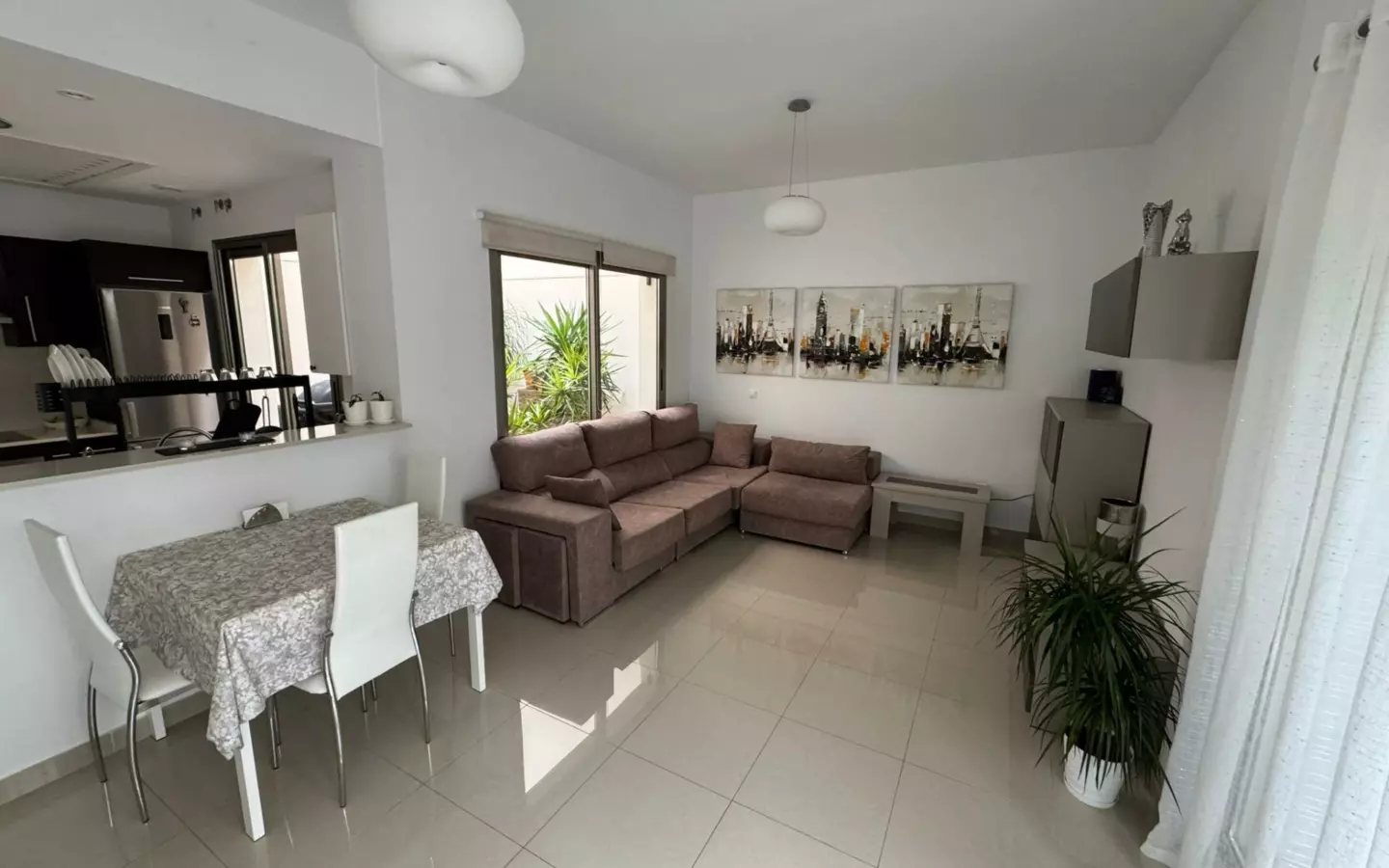 3-bedroom Town House In Torrevieja, Spain (127 M²)