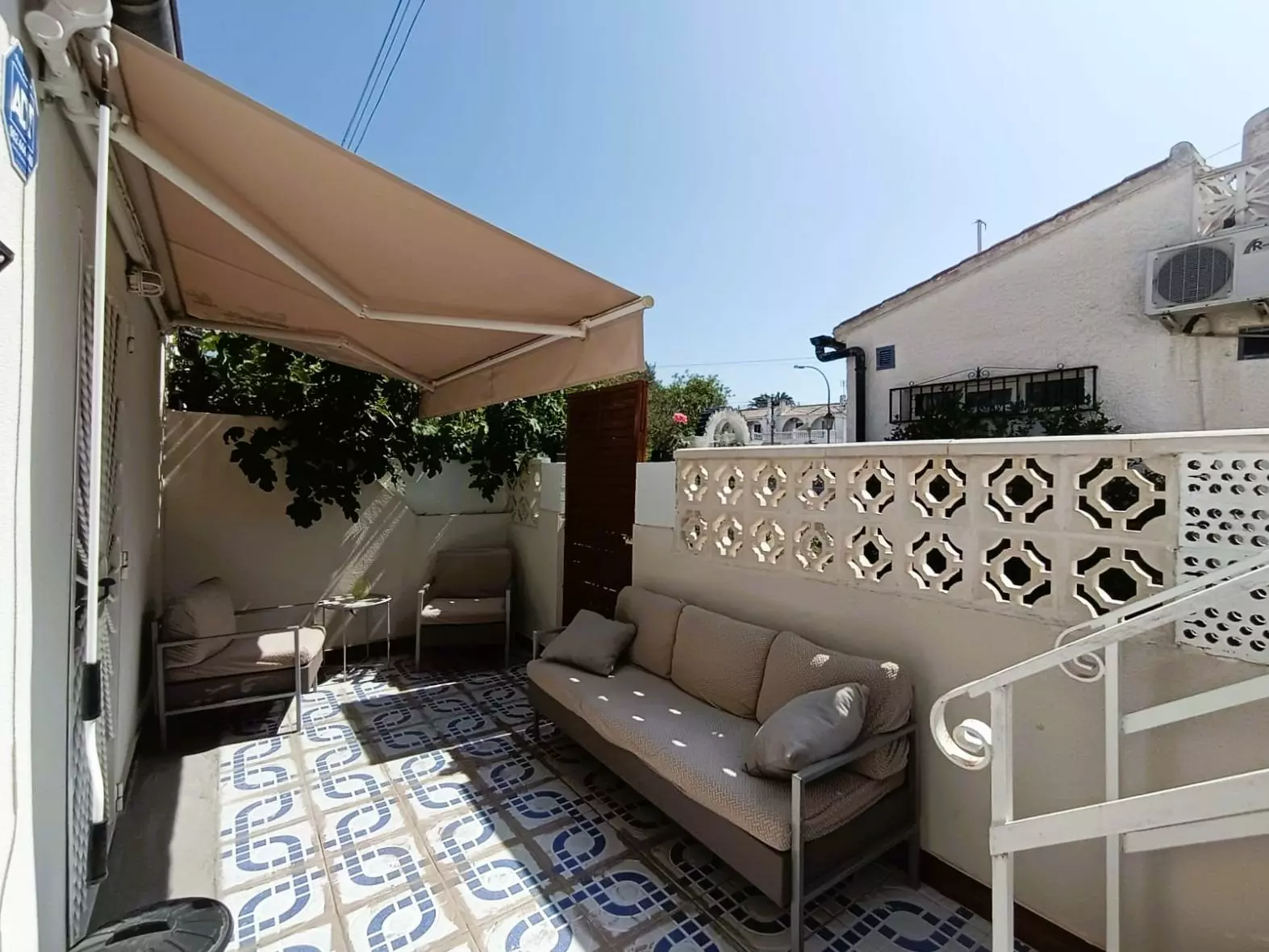 1-bedroom Bungalow In Torrevieja, Spain (60 M²)