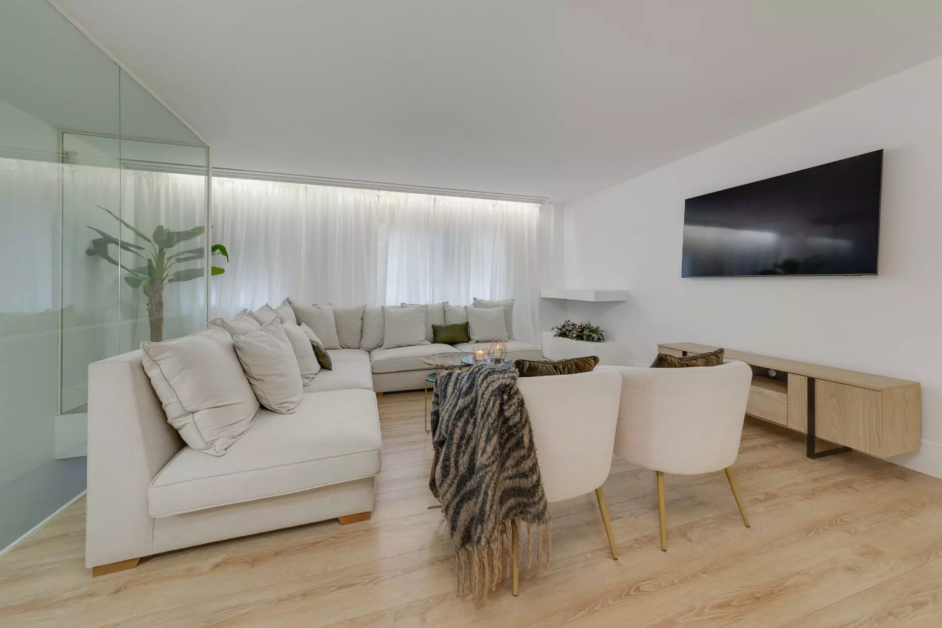 4-bedroom Apartment In Torrevieja, Spain (265 M²)