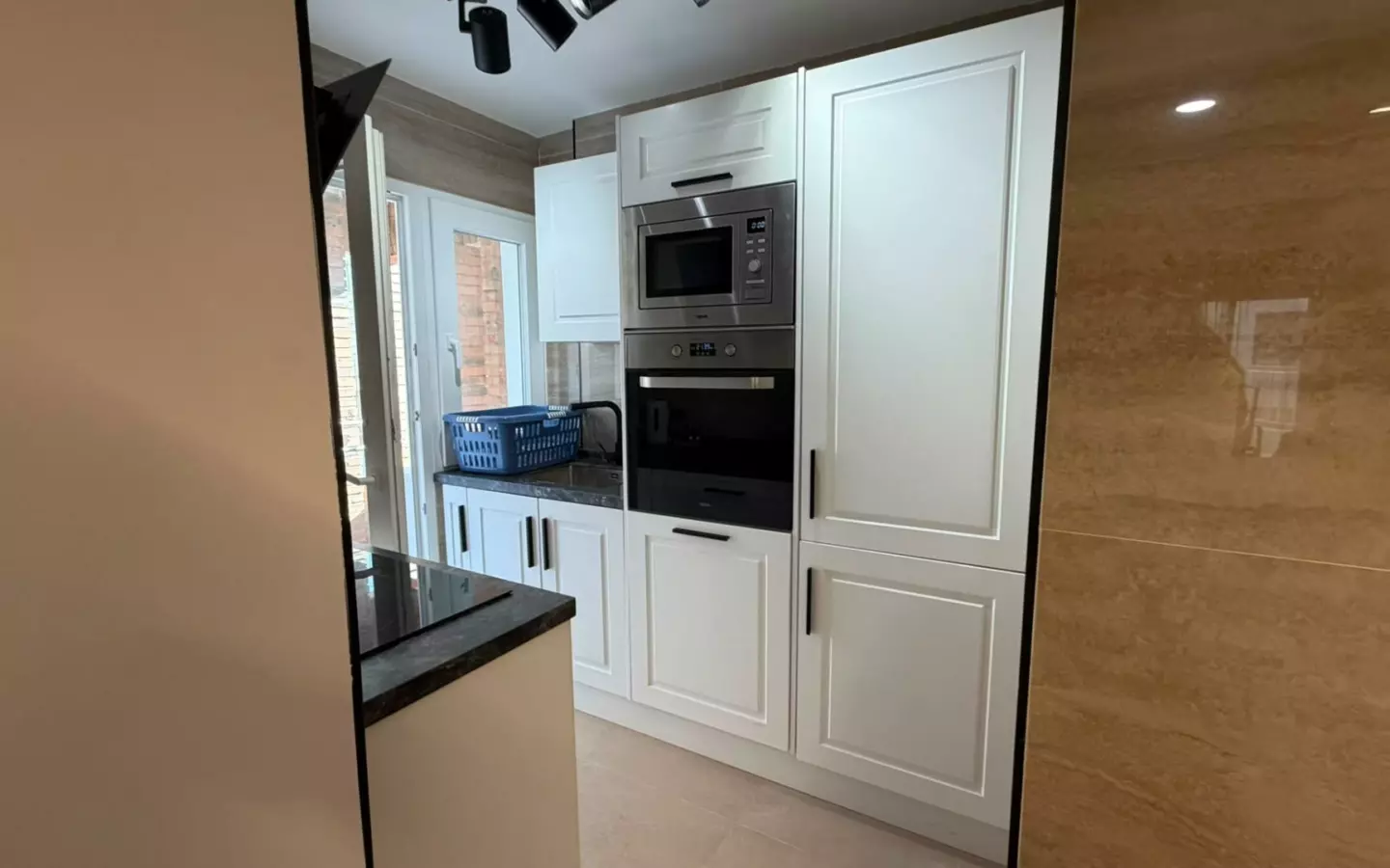 3-bedroom Apartment In Torrevieja, Spain (99 M²)