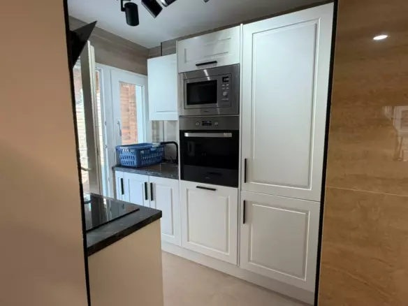 3-bedroom Apartment In Torrevieja, Spain (99 M²)