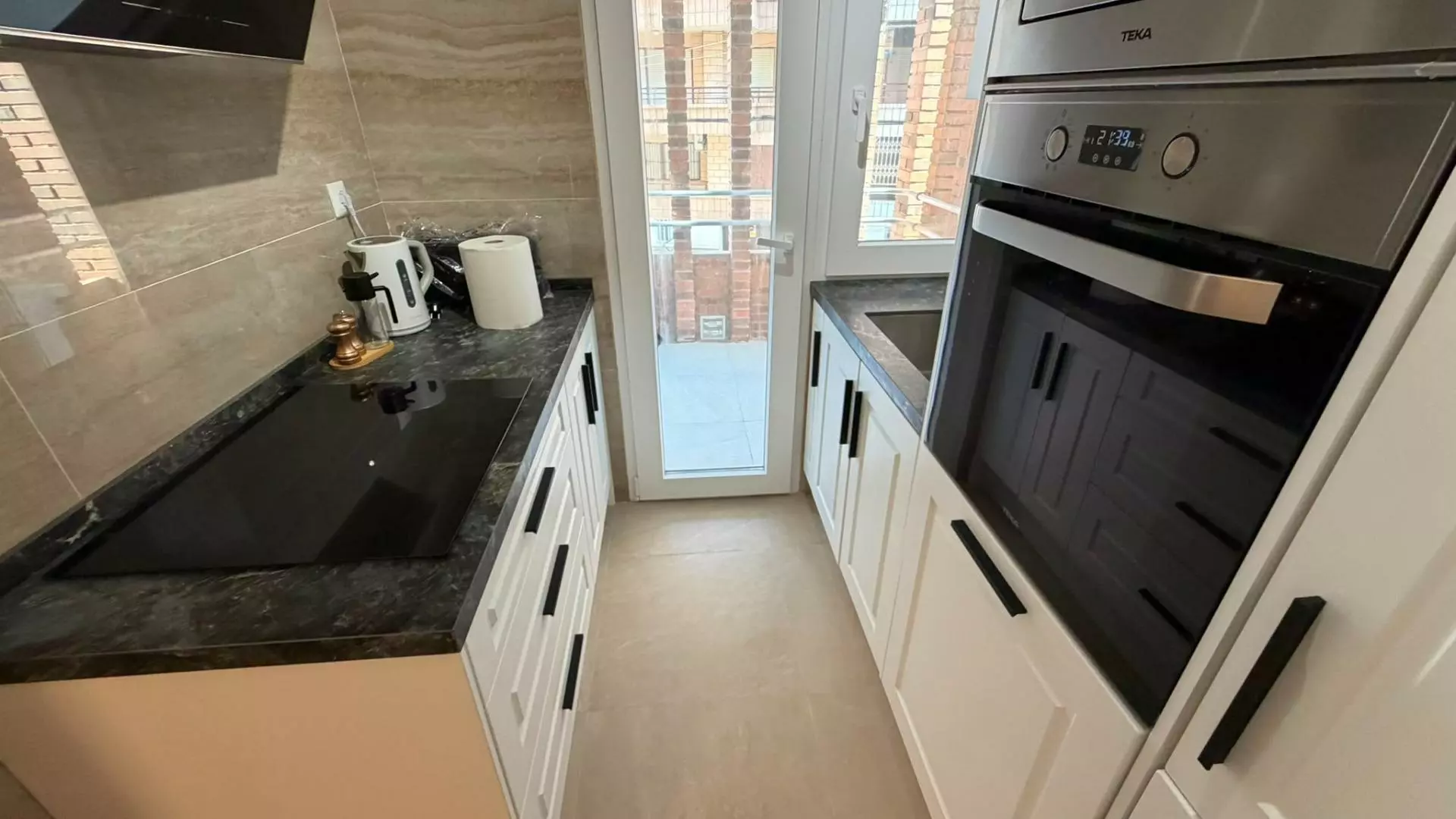 5-6-0b6f06 3-bedroom Apartment In Torrevieja, Spain (99 M²)