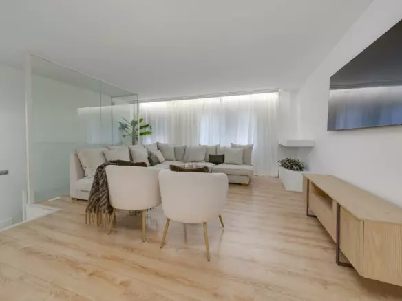 4-bedroom Apartment In Torrevieja, Spain (265 M²)