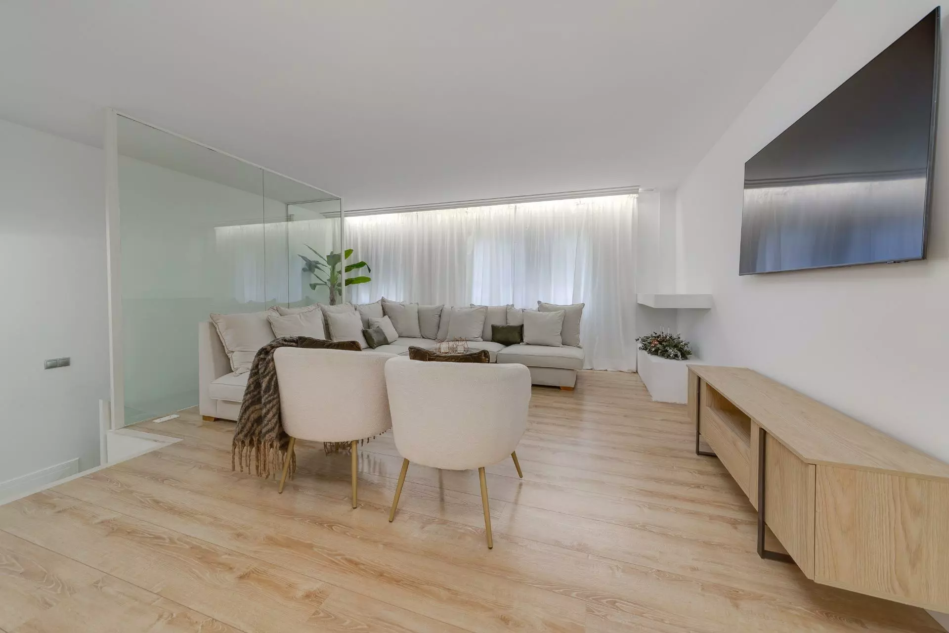 4-bedroom Apartment In Torrevieja, Spain (265 M²)