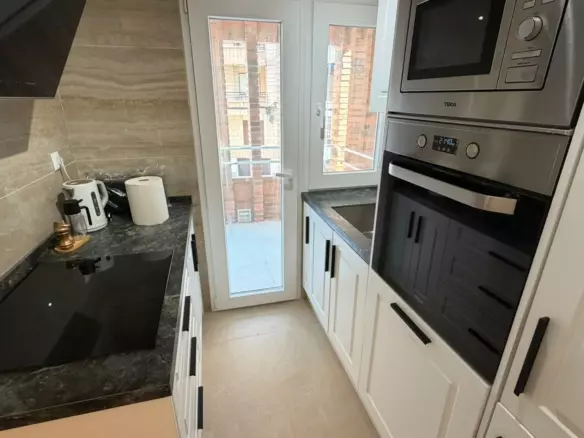 3-bedroom Apartment In Torrevieja, Spain (99 M²)