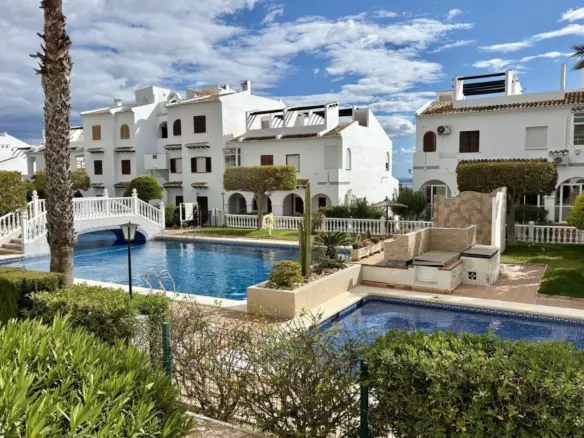 3-bedroom Townhouse In Ciudad Quesada, Spain (80 M²)
