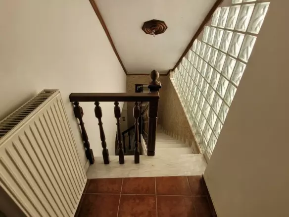 6-bedroom Detached House In Panorama, Greece (271 M²)