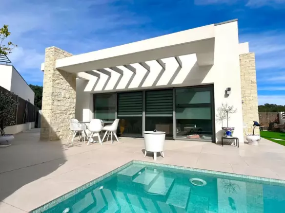 3-bedroom Villa In San Miguel De Salinas, Spain (103 M²)