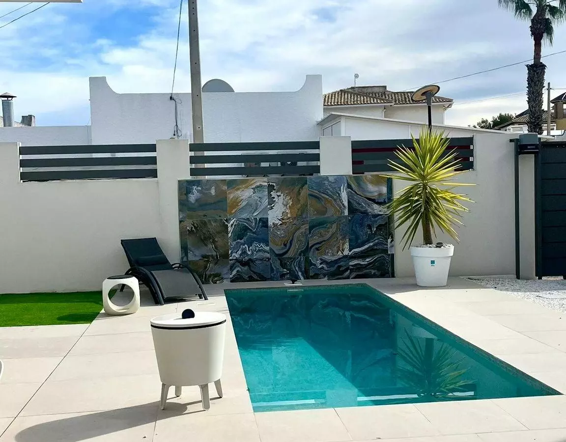 3-bedroom Villa In San Miguel De Salinas, Spain (103 M²)