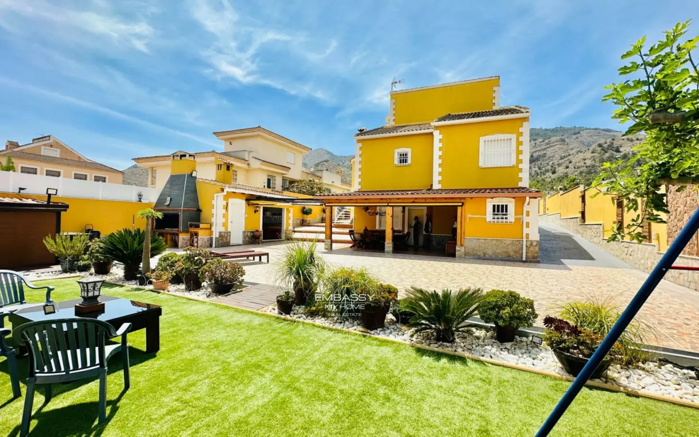 5-bedroom Villa In Orihuela, Spain (201 M²)