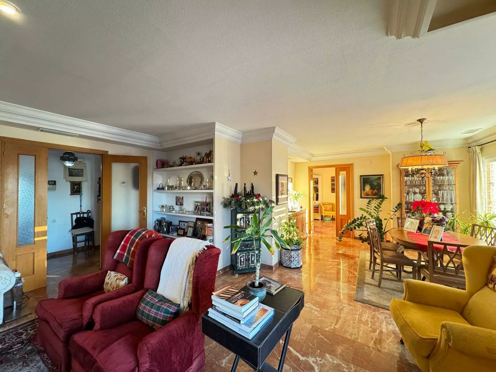 6-6-b0008a 4-bedroom Apartment In Torrevieja, Spain (256 M²)