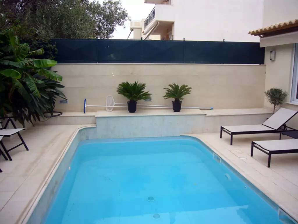 3-bedroom Maisonette In Vari – Varkiza, Greece (207 M²)