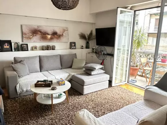 3-bedroom Flat In Patisia, Greece (105 M²)