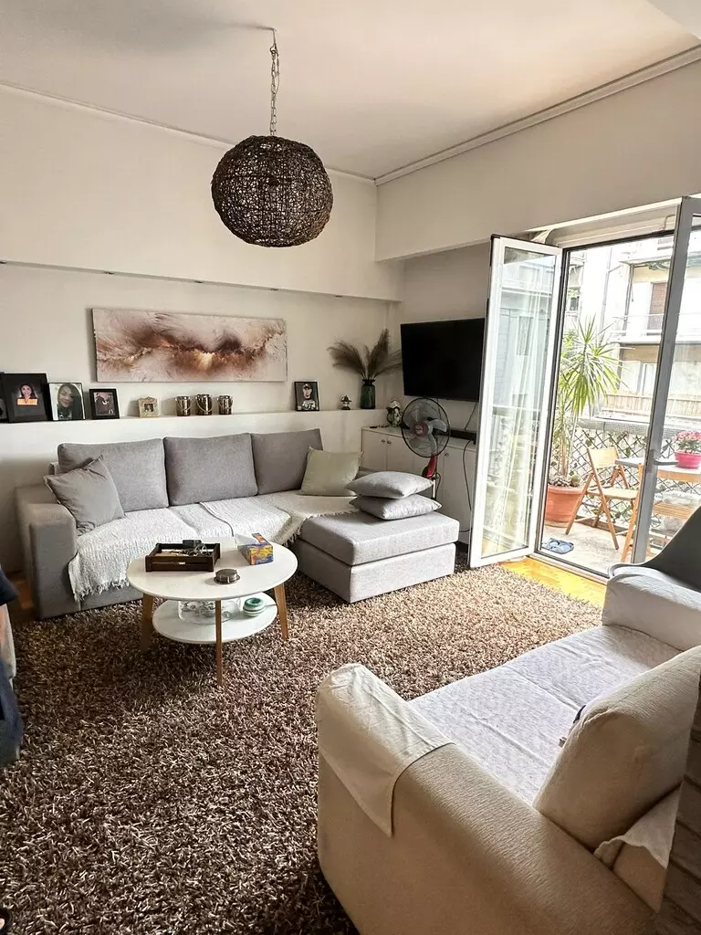 3-bedroom Flat In Patisia, Greece (105 M²)