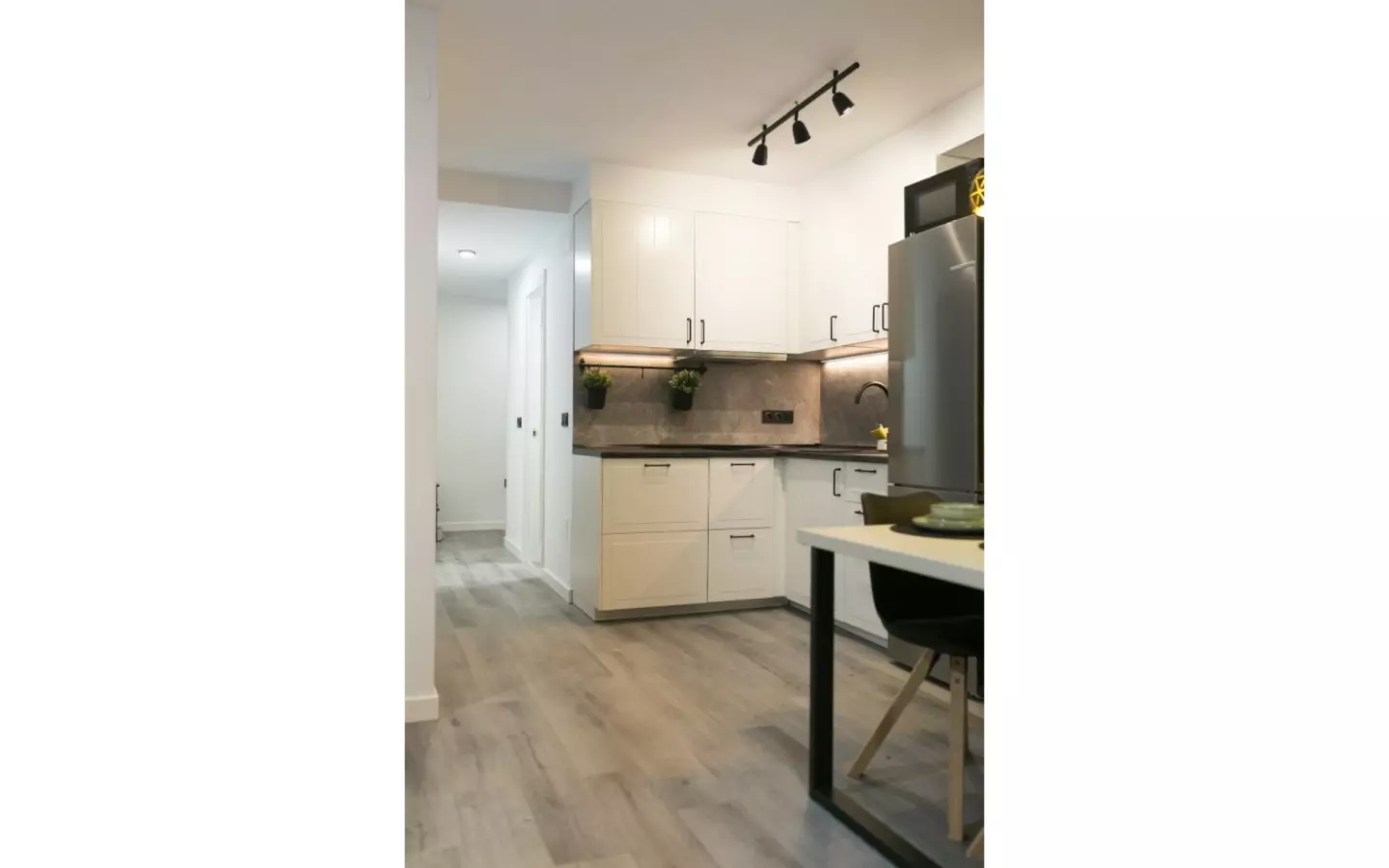 2-bedroom Apartment In Torrevieja, Spain (80 M²)
