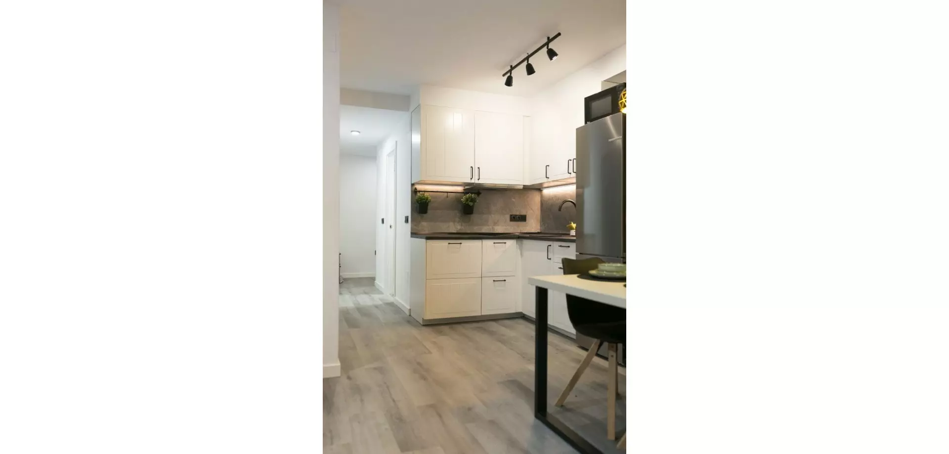 2-bedroom Apartment In Torrevieja, Spain (80 M²)