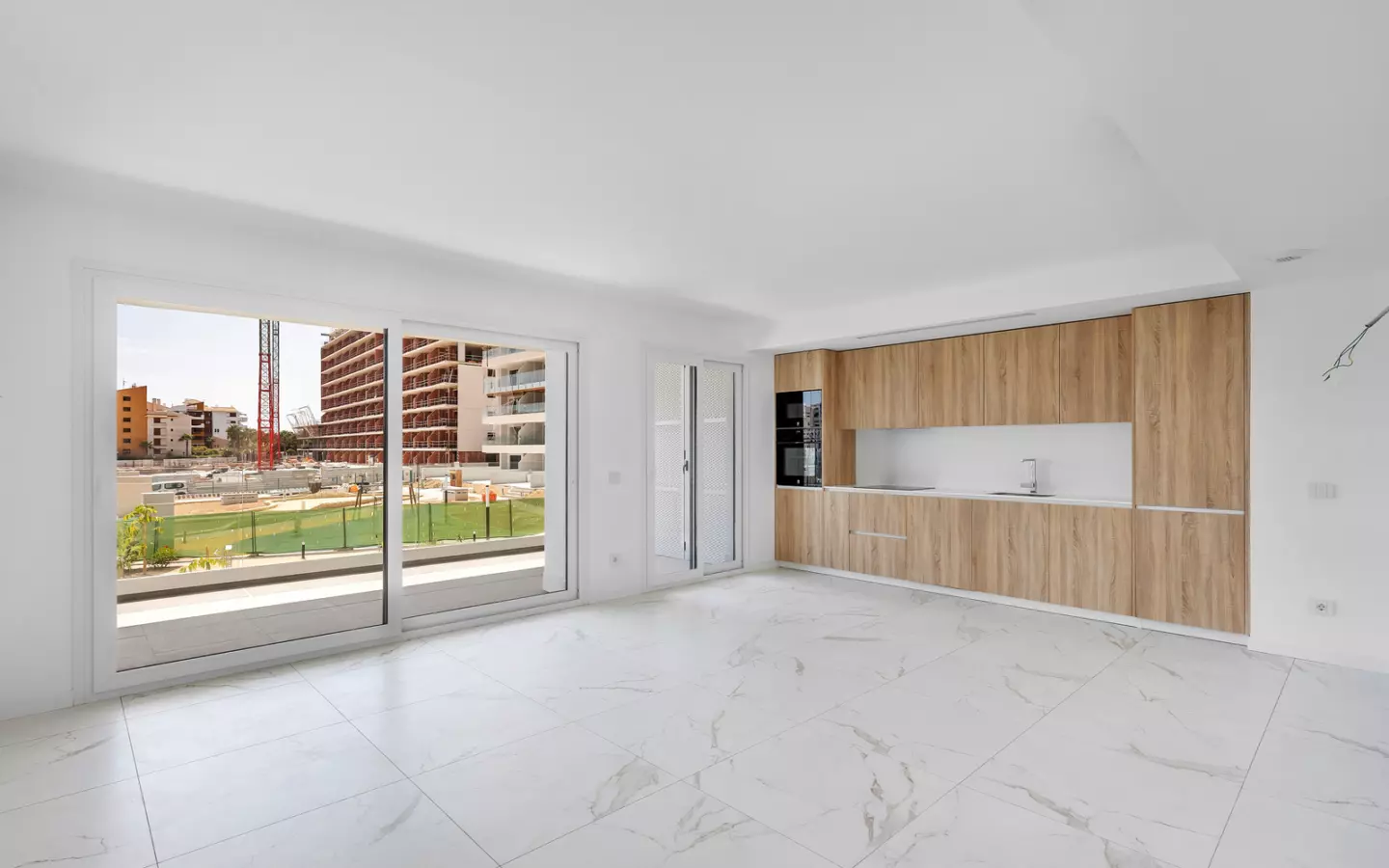 2-bedroom Apartment In Torrevieja, Spain (61 M²)