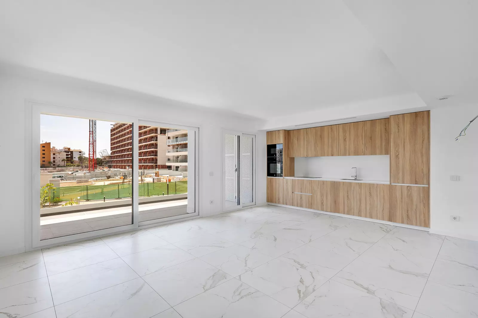 2-bedroom Apartment In Torrevieja, Spain (61 M²)