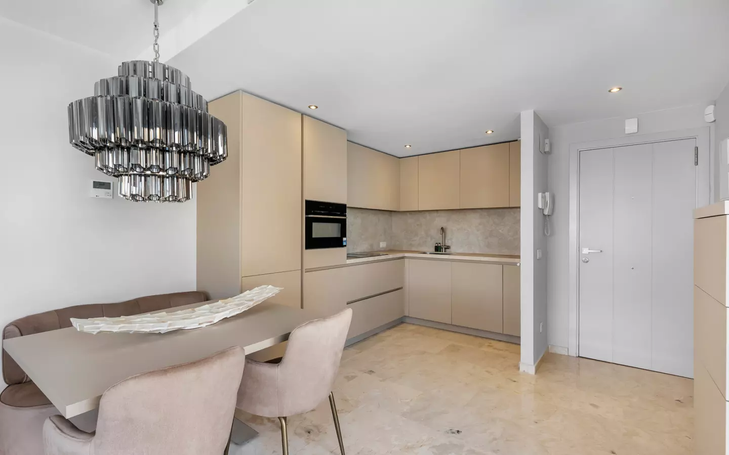 3-bedroom Apartment In Torrevieja, Spain (73 M²)