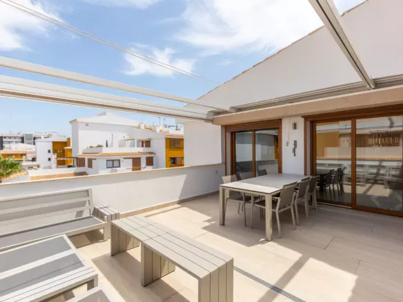 3-bedroom Apartment In Torrevieja, Spain (73 M²)