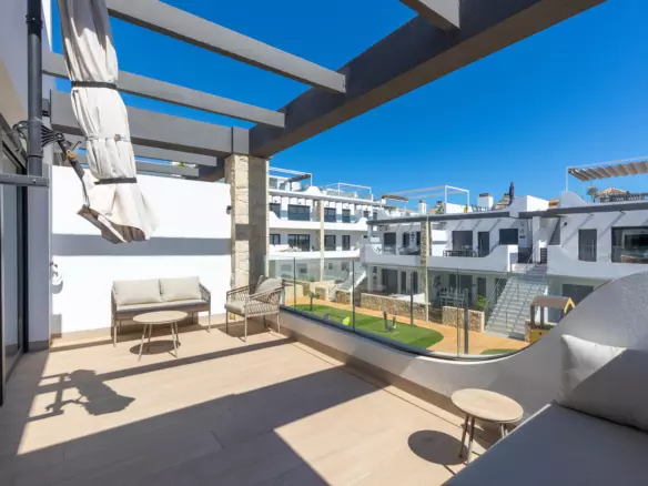 2-bedroom Penthouse In Orihuela Costa, Spain (72 M²)