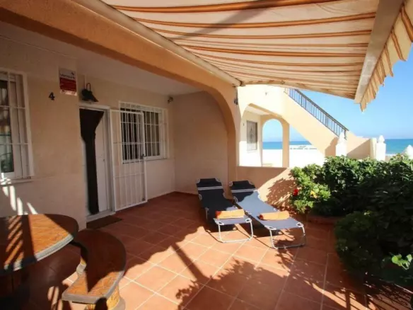 3-bedroom Bungalow In Torrevieja, Spain (120 M²)