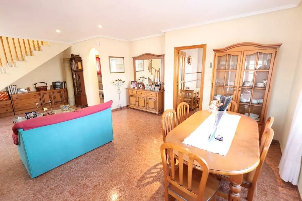 3-bedroom Villa In Torrevieja, Spain (101 M²)