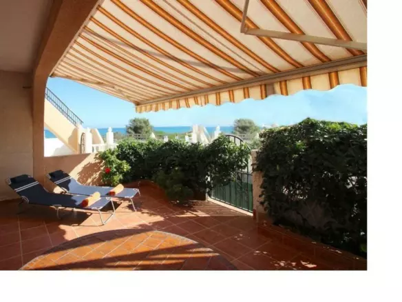 3-bedroom Bungalow In Torrevieja, Spain (120 M²)