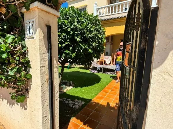 2-bedroom Bungalow In Orihuela Costa, Spain (68 M²)