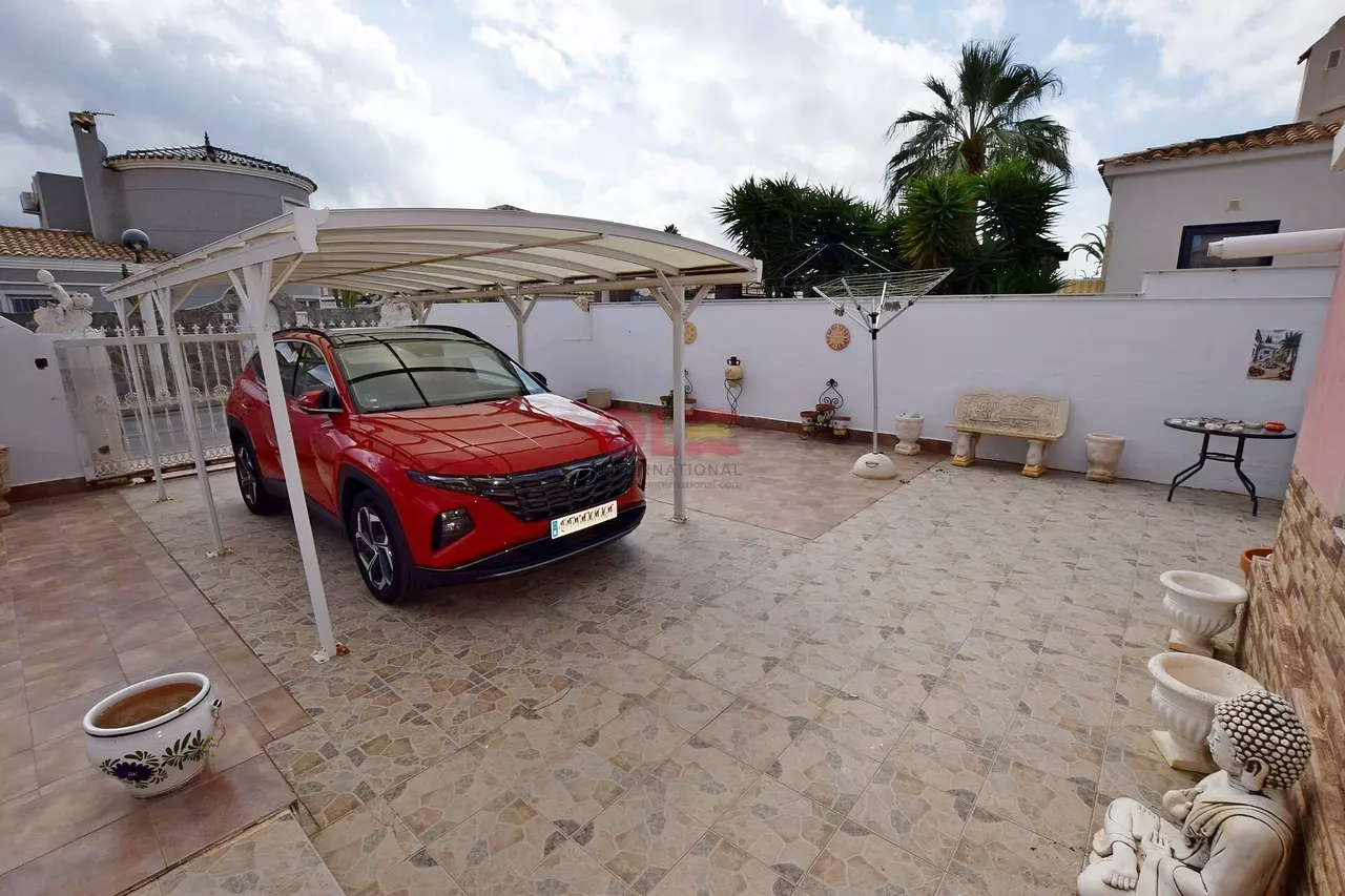 4-bedroom Villa In Cabo Roig, Spain