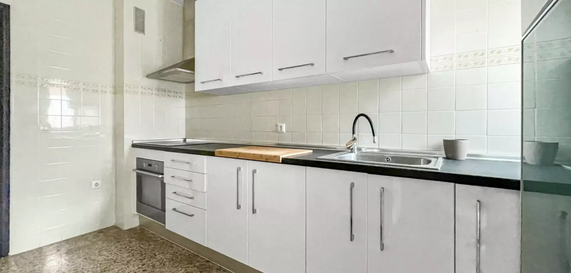 738849_xl-4bcd16 4-bedroom Apartment In Guardamar Del Segura, Spain (137 M²)