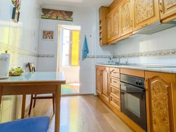 3-bedroom Apartment In Torrevieja, Spain (129 M²)
