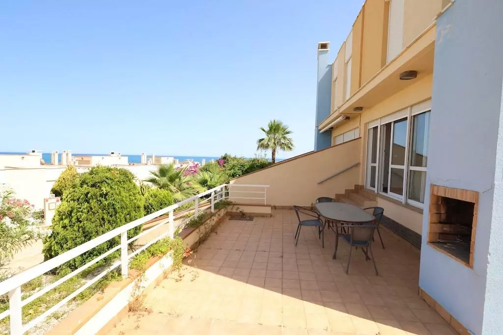 3-bedroom Semi In Orihuela Costa, Spain (164 M²)