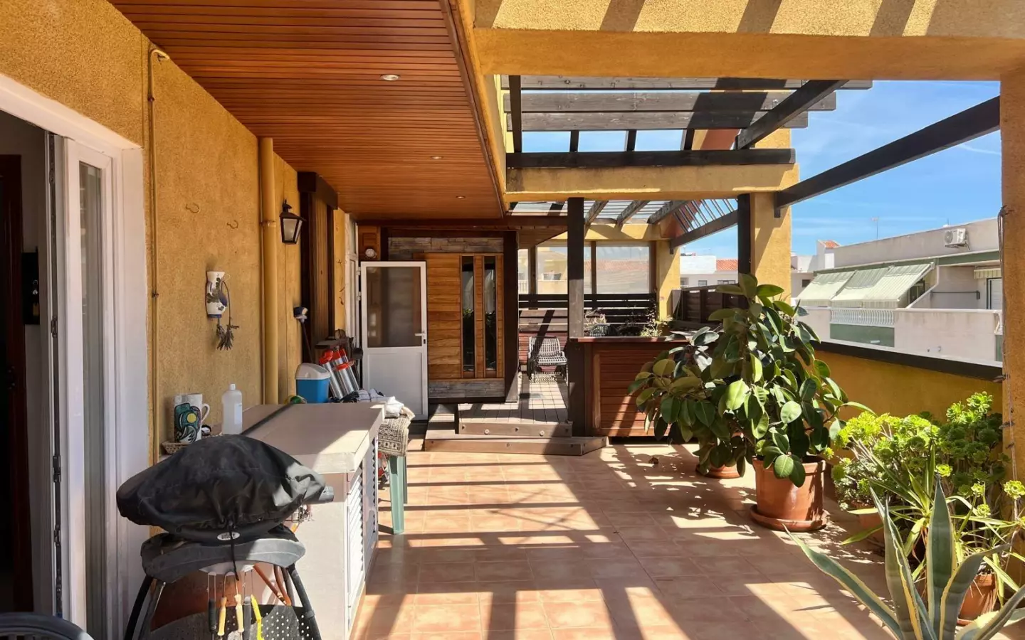2-bedroom Apartment In Torrevieja, Spain (149 M²)