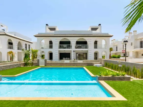 2-bedroom Penthouse In Ciudad Quesada, Spain (84 M²)