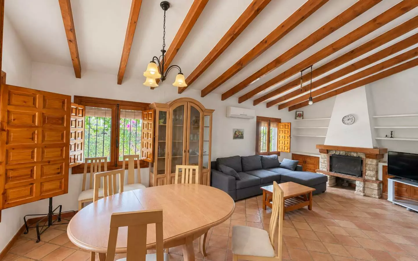 4-bedroom Villa In Cabo Roig, Spain (160 M²)