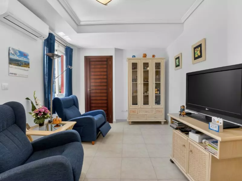 4-bedroom Town House In Torrevieja, Spain (110 M²)