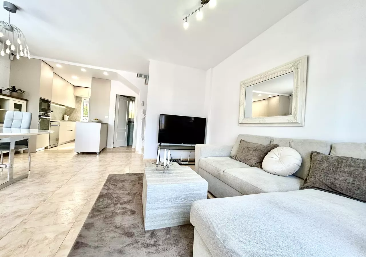 3-bedroom Town House In Pilar De La Horadada, Spain (110 M²)