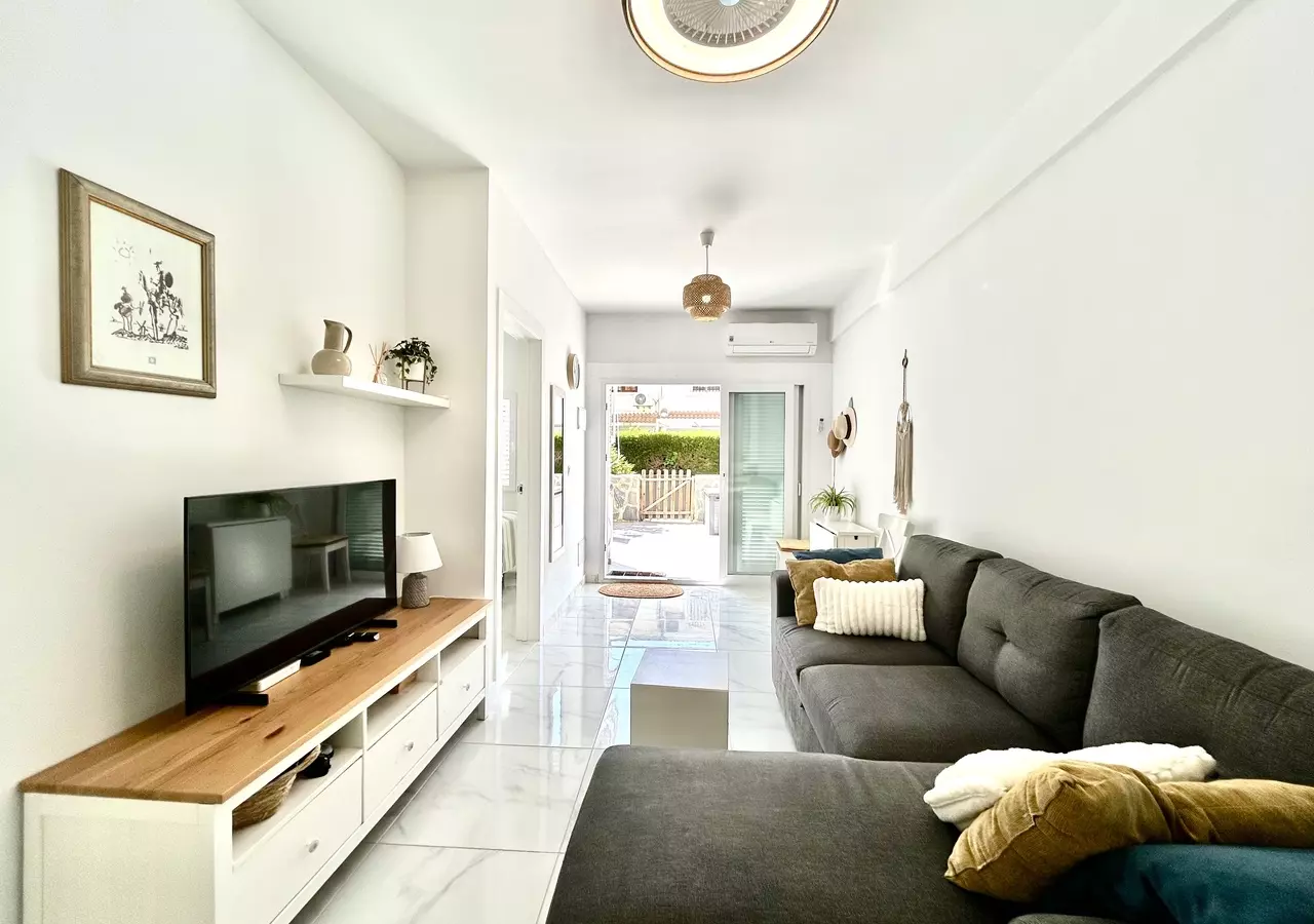 2-bedroom Apartment In Orihuela Costa, Spain (53 M²)