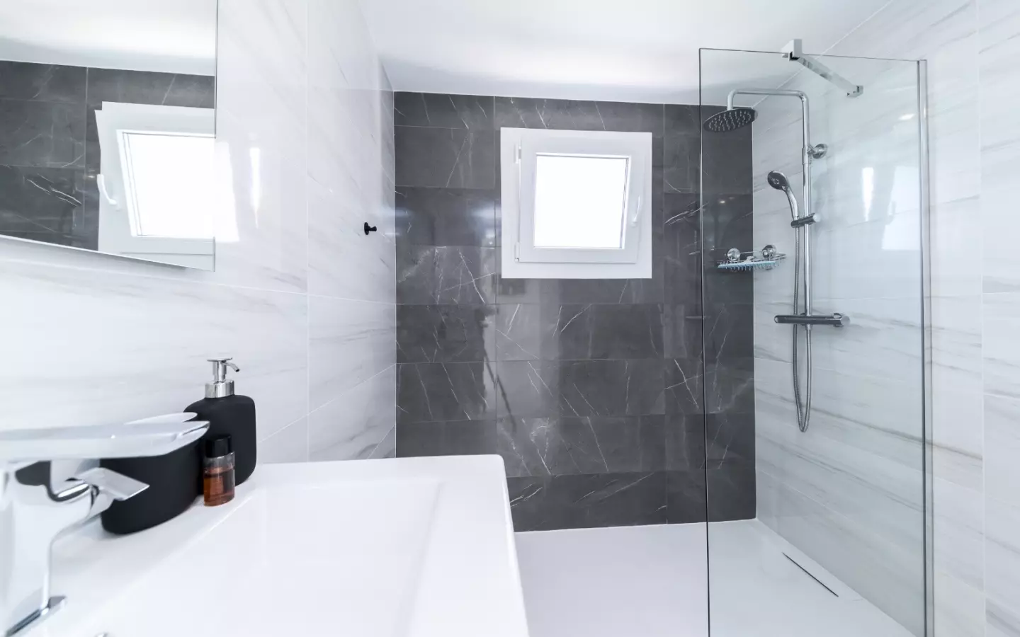2-bedroom Apartment In Torrevieja, Spain (90 M²)