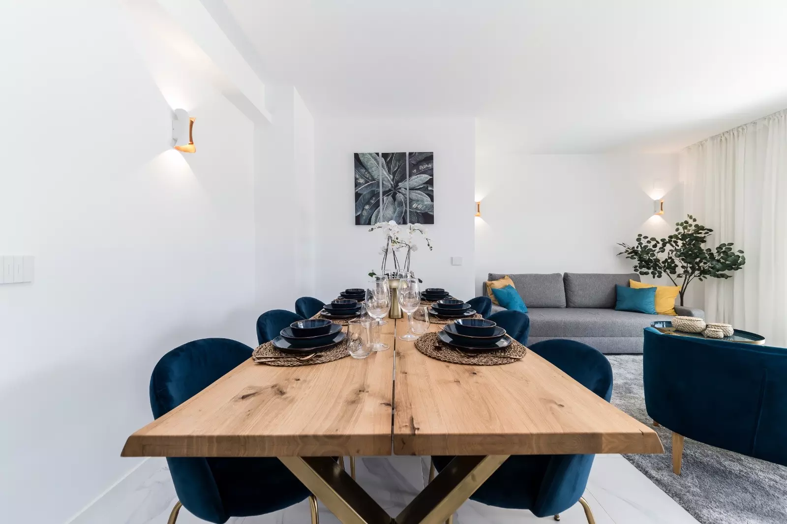 2-bedroom Apartment In Torrevieja, Spain (90 M²)