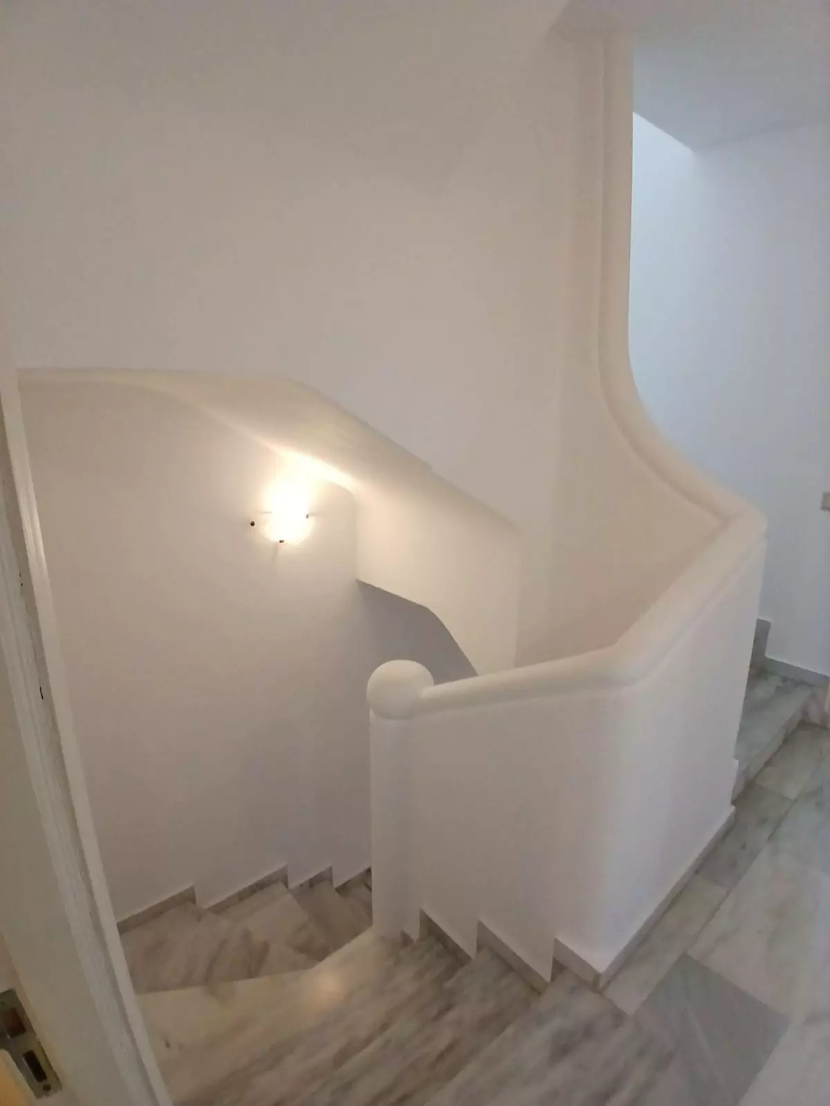 3-bedroom Property In Estepona, Spain (146 M²)