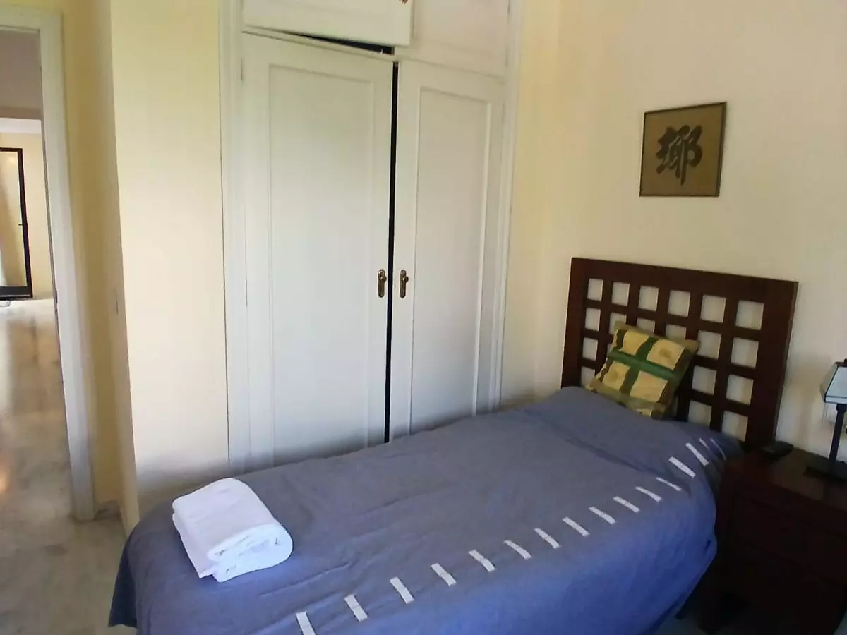 3-bedroom Property In Estepona, Spain (146 M²)