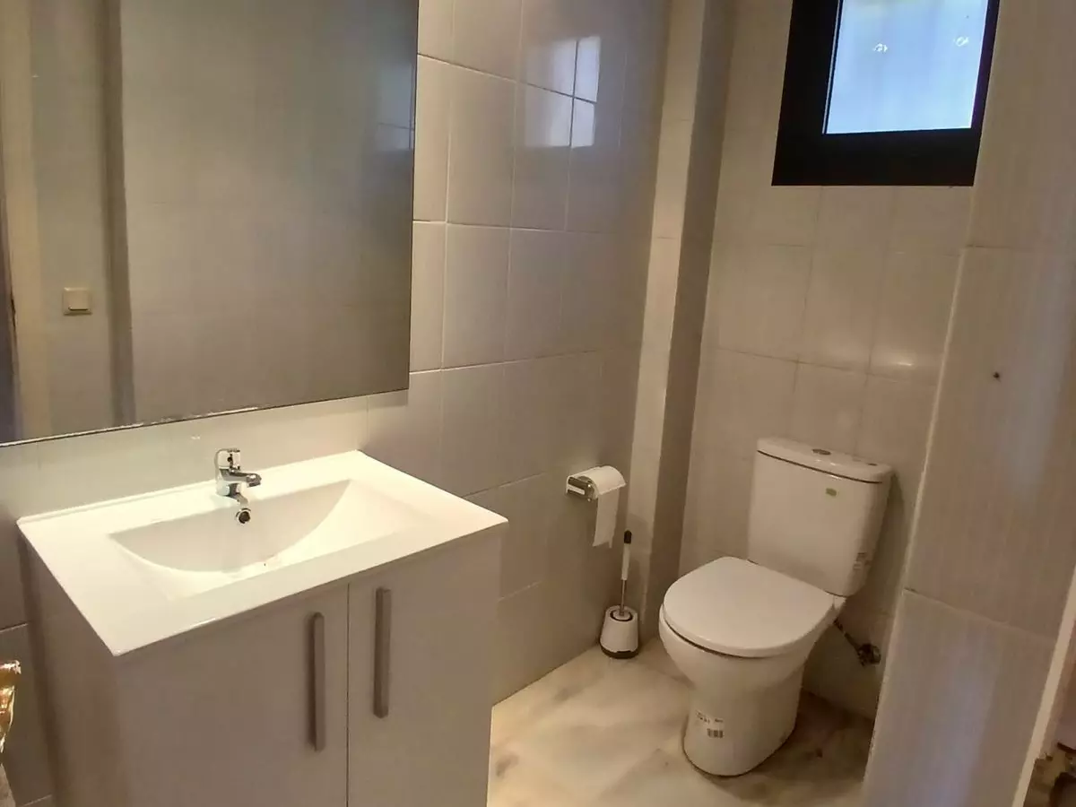 3-bedroom Property In Estepona, Spain (146 M²)