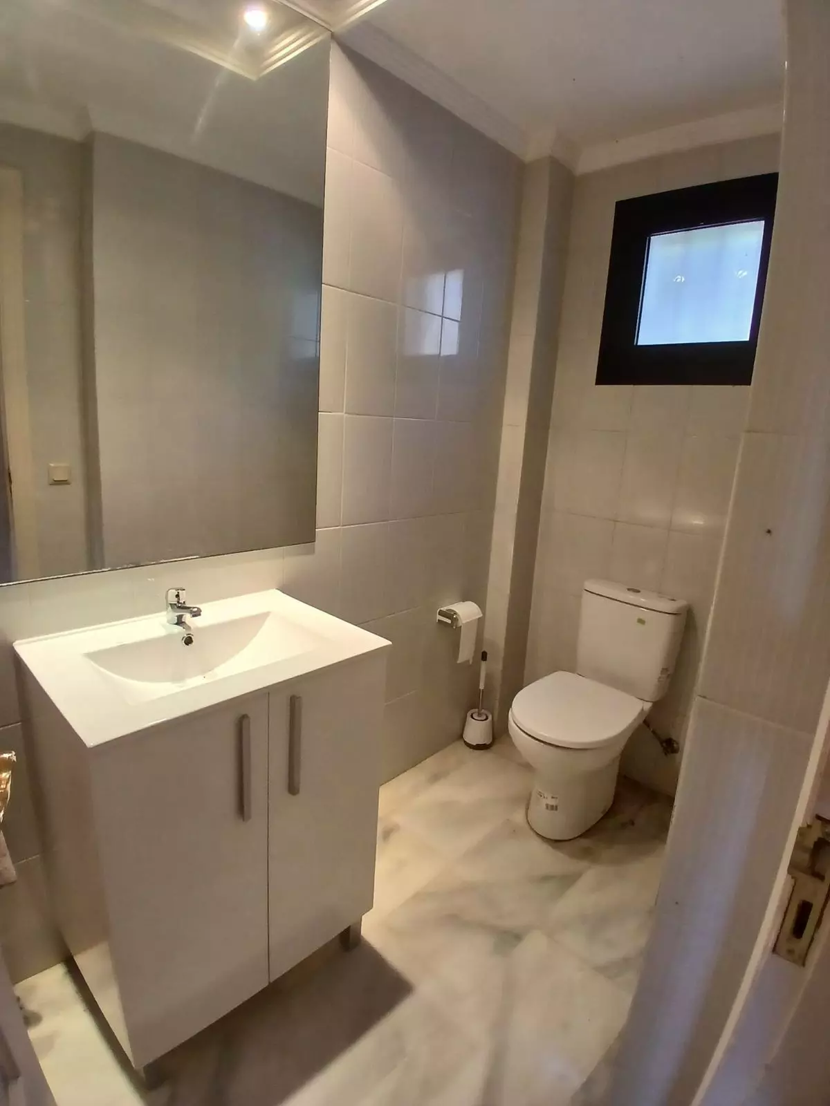 3-bedroom Property In Estepona, Spain (146 M²)