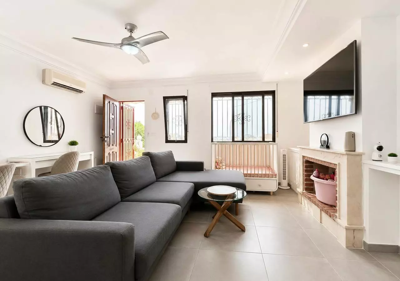 2-bedroom Villa In Villamartin, Spain (77 M²)