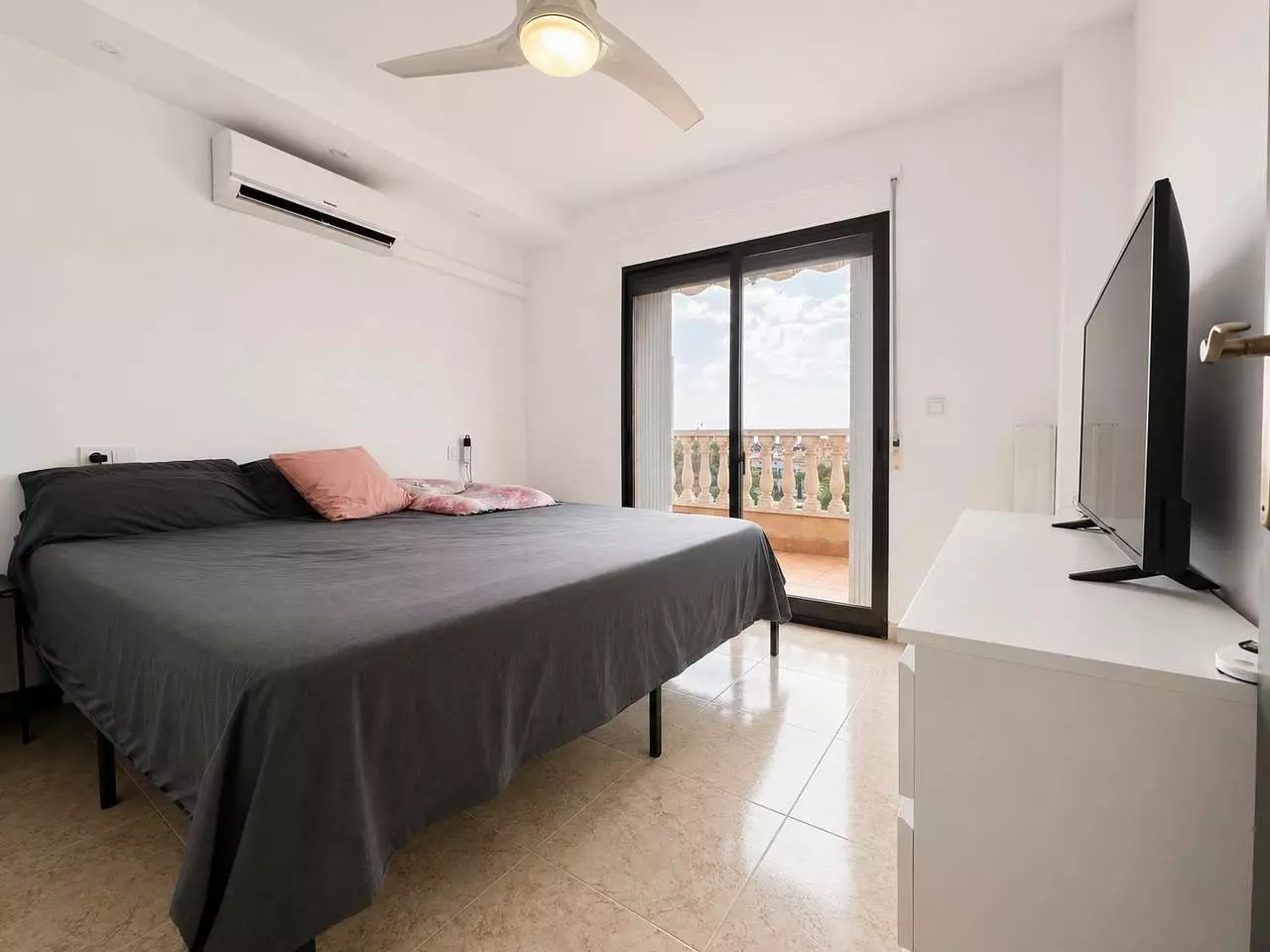 2-bedroom Villa In Villamartin, Spain (77 M²)