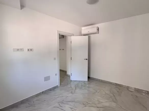 2-bedroom Bungalow In Torrevieja, Spain (88 M²)