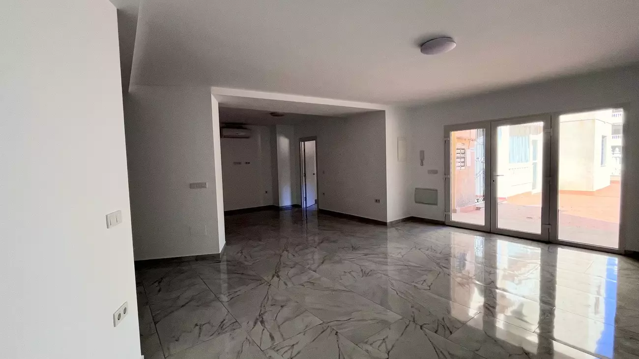 2-bedroom Bungalow In Torrevieja, Spain (88 M²)